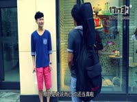 恶搞台湾地铁活春宫 在外套里到底能做什么 _